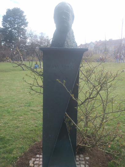 Hanns Koren Statue