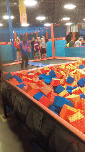 Amusement Center «Sky Zone Trampoline Park», reviews and photos, 13310 Industrial Park Blvd #160, Plymouth, MN 55441, USA