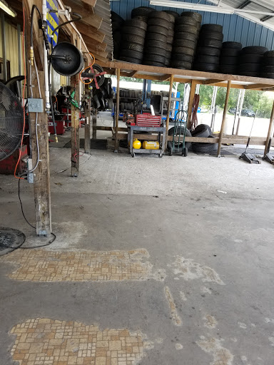 Tire Shop «Tire Capital», reviews and photos, 7125 US Hwy 98 N, Lakeland, FL 33809, USA