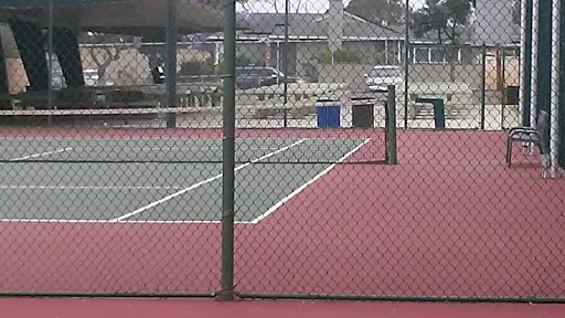 Public Golf Course «Chester Washington Golf Course», reviews and photos, 1818 Charlie Sifford Dr, Los Angeles, CA 90047, USA