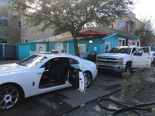 Car Wash «THE OASIS HAND CAR WASH & DETAIL CENTER», reviews and photos, 930 Malone St, Houston, TX 77007, USA