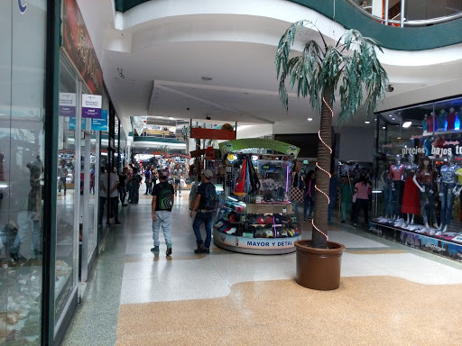 Centro Comercial Galería Plaza