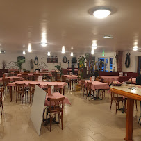 Atmosphère du Restaurant américain Le Far West - Gaston Lecocq à Labeuvrière - n°2