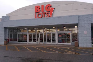 Big Lots image