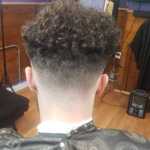 Barber Shop «Newport Barber Shop», reviews and photos, 4 Clinton Sq, Poughkeepsie, NY 12601, USA