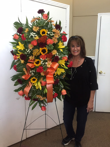 Gift Basket Store «FLOWERS BY TARA AND JEWELRY WORLD», reviews and photos, 2087 Wilma Rudolph Blvd, Clarksville, TN 37040, USA