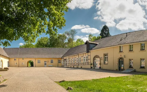 Vorburg Schloss Hardenberg image