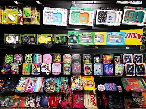 Herb Shop «Traders Smoke Shop», reviews and photos, 14880 N Northsight Blvd #104, Scottsdale, AZ 85260, USA