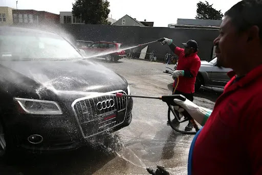 Tiger mobile car wash truck wash rig wash near me auto detailer en Moreno Valley
