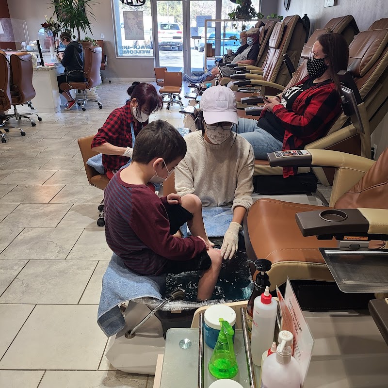 Oasis Nails & Spa