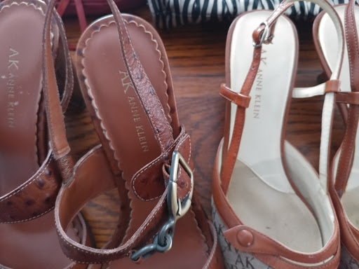 Thrift Store «Goodwill Donation Xpress», reviews and photos, 7800 South US Highway 17/92 #164, Casselberry, FL 32730, USA