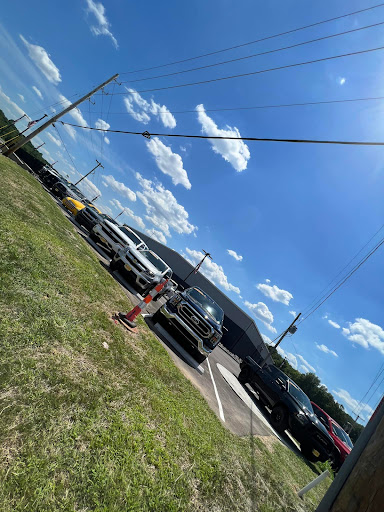 Used Car Dealer «AutoCenters Herculaneum», reviews and photos, 1225 McNutt St, Herculaneum, MO 63048, USA