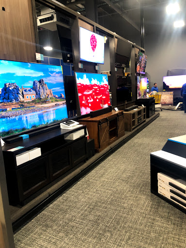 Electronics Store «Best Buy», reviews and photos, 1615 38th St S, Fargo, ND 58103, USA