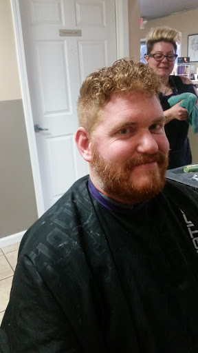 Beauty Salon «Hollywood Blonde Salon», reviews and photos, 140 N Kingshighway St, St Charles, MO 63301, USA