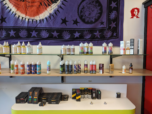 Tobacco Shop «Puffins Smoke Shop», reviews and photos, 194 Reservoir Ave, Pawtucket, RI 02860, USA