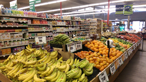 Grocery Store «Red Apple Markets», reviews and photos, 310 W Manson Hwy, Chelan, WA 98816, USA