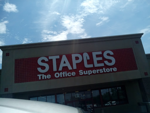 Staples, 430 E Hanes Mill Rd, Winston-Salem, NC 27105, USA, 