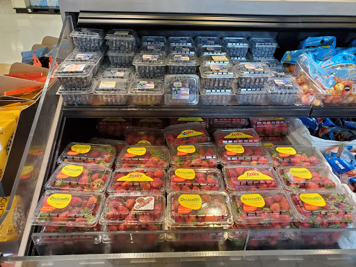 Grocery Store «Giant Food Stores», reviews and photos, 801 S 25th St, Easton, PA 18045, USA