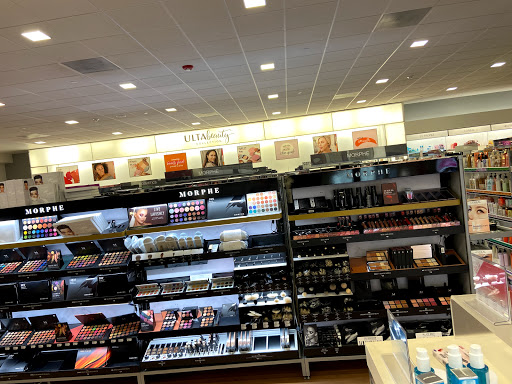 Hair Salon «Ulta Beauty», reviews and photos, 380 Grossman Dr, Braintree, MA 02184, USA