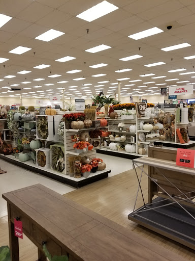 Department Store «HomeGoods», reviews and photos, 65 Commerce Way, Seekonk, MA 02771, USA