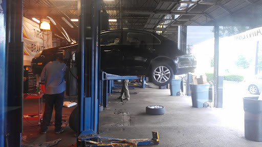 Car Repair and Maintenance «Midas», reviews and photos, 328 Hempstead Turnpike, West Hempstead, NY 11552, USA