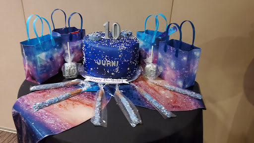 Restaurant «Main Event Entertainment», reviews and photos, 28248 W Diehl Rd, Warrenville, IL 60555, USA