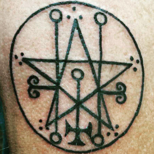 Tattoo Shop «Hellbent Tattoos», reviews and photos, 5504 S Cooper St, Arlington, TX 76017, USA