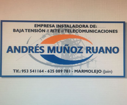 Instalaciones Andres Muñoz Ruano en Marmolejo, Jaén