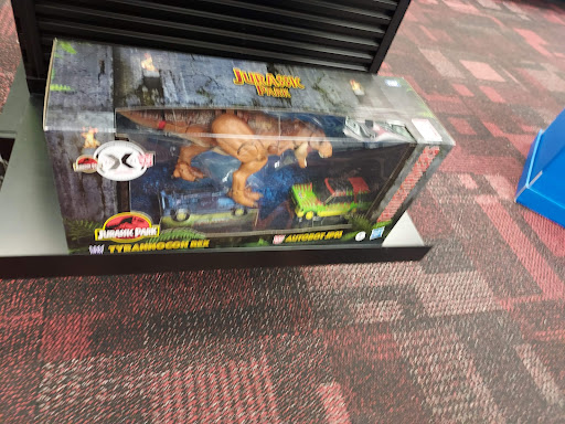 Video Game Store «GameStop», reviews and photos, 30042 Grand River Ave, Farmington Hills, MI 48336, USA