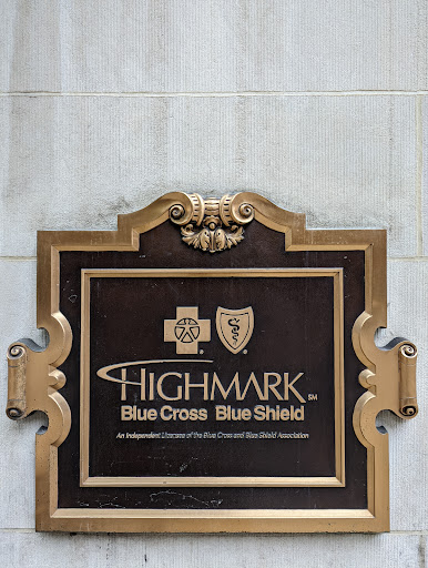 Shopping Mall «Fifth Avenue Place», reviews and photos, 201 Fifth Ave, Pittsburgh, PA 15222, USA