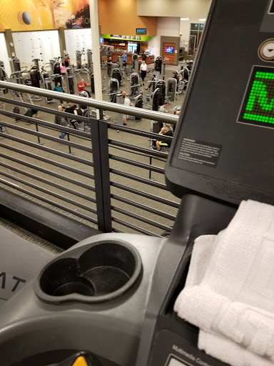 Gym «LA Fitness», reviews and photos, 31055 Gratiot Ave, Roseville, MI 48066, USA