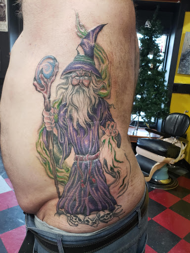 Tattoo Shop «Darkside Tattoo», reviews and photos, 1404 S Webster Ave, Green Bay, WI 54301, USA