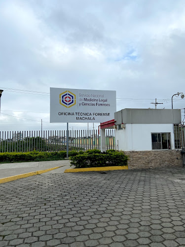 Opiniones de SERVICIO NACIONAL DE MEDICINA LEGAL Y CIENCIAS FORENSES - EL ORO en Machala - Médico