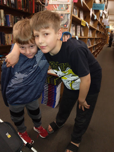 Book Store «Wonder Book and Video», reviews and photos, 607 Dual Hwy, Hagerstown, MD 21740, USA