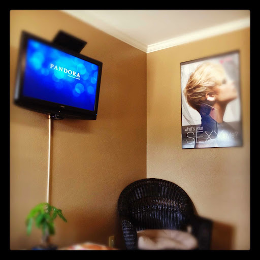 Hair Salon «Studio B Salon», reviews and photos, 3026 W Bert Kouns Industrial Loop, Shreveport, LA 71118, USA