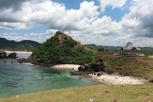 Pantai Seger Kuta Lombok image