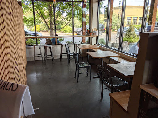 American Restaurant «red hills market», reviews and photos, 155 SW 7th St, Dundee, OR 97115, USA