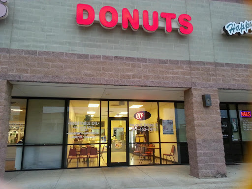 Colonial Park Donuts, 1071 Country Club Dr #109, Mansfield, TX 76063, USA, 