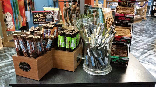 Pet Supply Store «Fuzzybutz Pet Bakery Inc», reviews and photos, 306 State St, St Joseph, MI 49085, USA