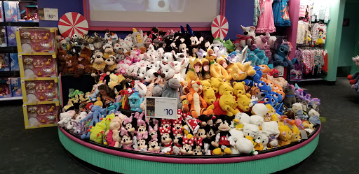 Toy Store «Disney Store», reviews and photos, 5300 S 76th St, Greendale, WI 53129, USA