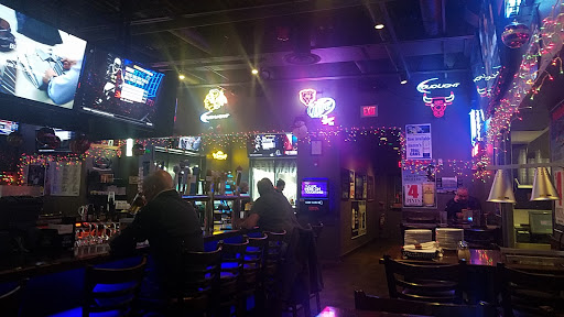 Sports Bar «Chasers Sports Bar & Grill - Pizza - Catering - Delivery - Slots», reviews and photos, 830 S Rand Rd, Lake Zurich, IL 60047, USA