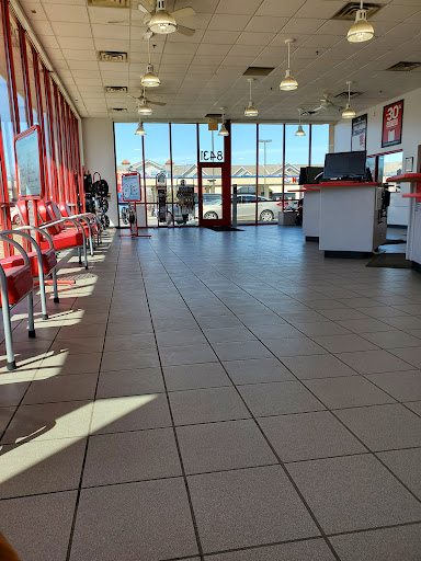 Tire Shop «Discount Tire Store - Bloomington, MN», reviews and photos, 8431 Lyndale Ave S, Bloomington, MN 55420, USA