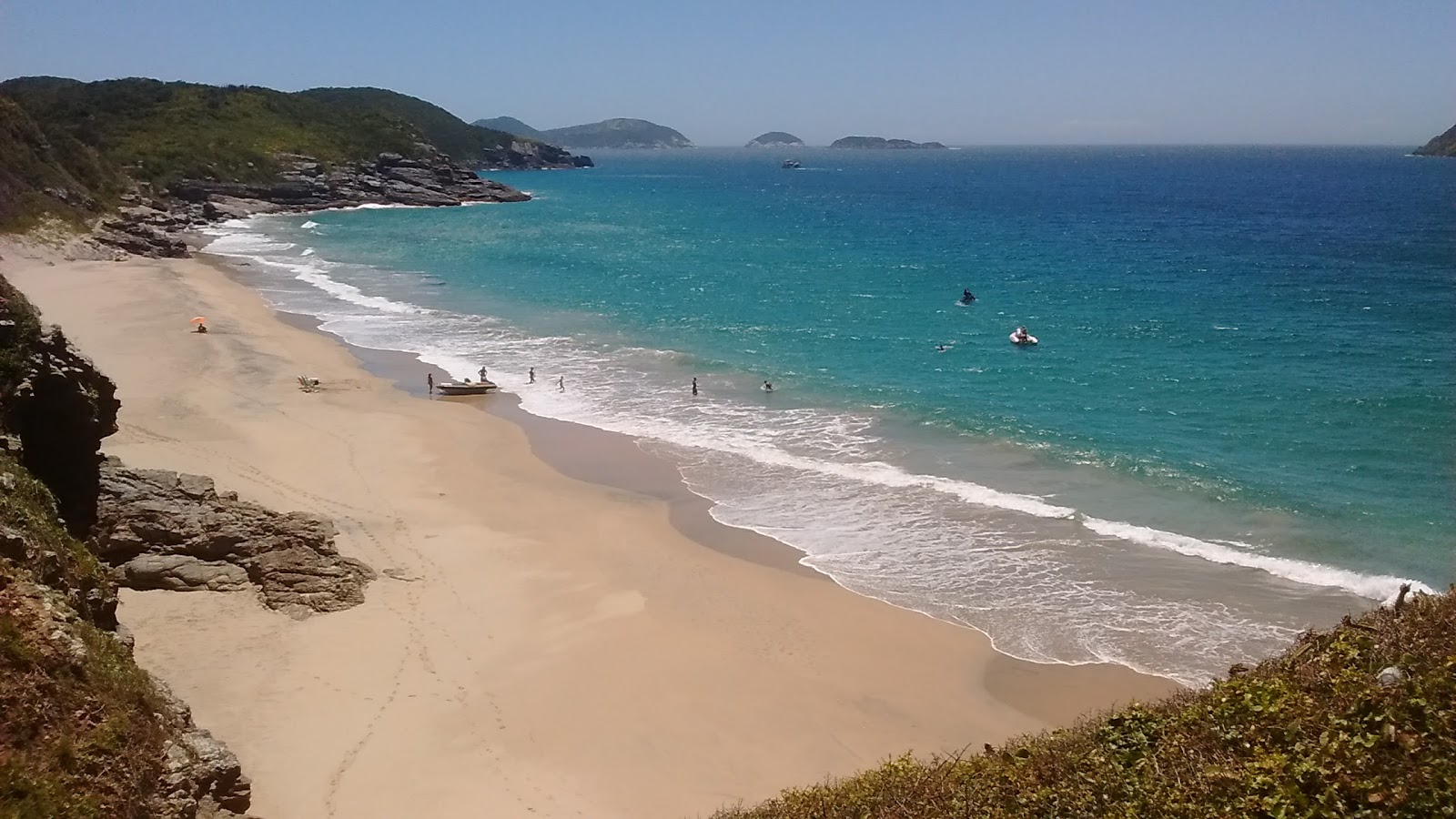 Fotografie cu Praia Brava cu o suprafață de nisip strălucitor
