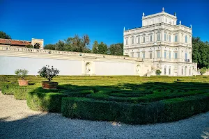 Villa Doria Pamphili image