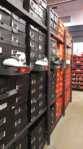 Sporting Goods Store «Nike Factory store», reviews and photos, 6699 N Landmark Dr, Park City, UT 84098, USA