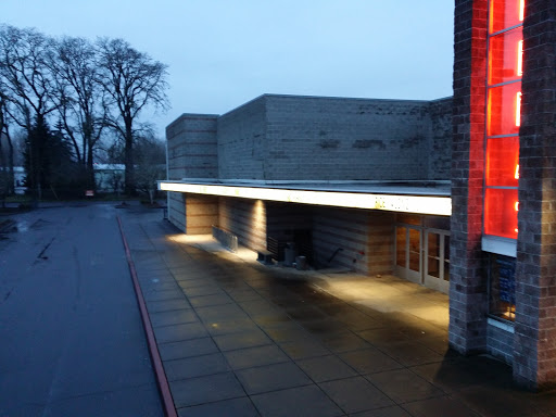 Movie Theater «Cornelius 10 Cinemas», reviews and photos, 200 N 26th Ave, Cornelius, OR 97113, USA