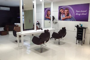 Naturals signature Salon & Spa Matrusri Nagar, Hyderabad image