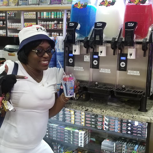 Vaporizer Store «Wildtree Smoke Shop», reviews and photos, 47056 Dequindre Rd, Shelby Charter Township, MI 48317, USA