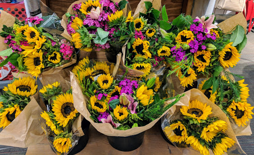 Department Store «Target», reviews and photos, 11051 Victory Blvd, North Hollywood, CA 91606, USA