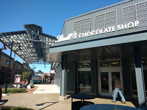 Outlet Mall «Tanger Outlet Grand Rapids», reviews and photos, 350 84th St SW, Byron Center, MI 49315, USA